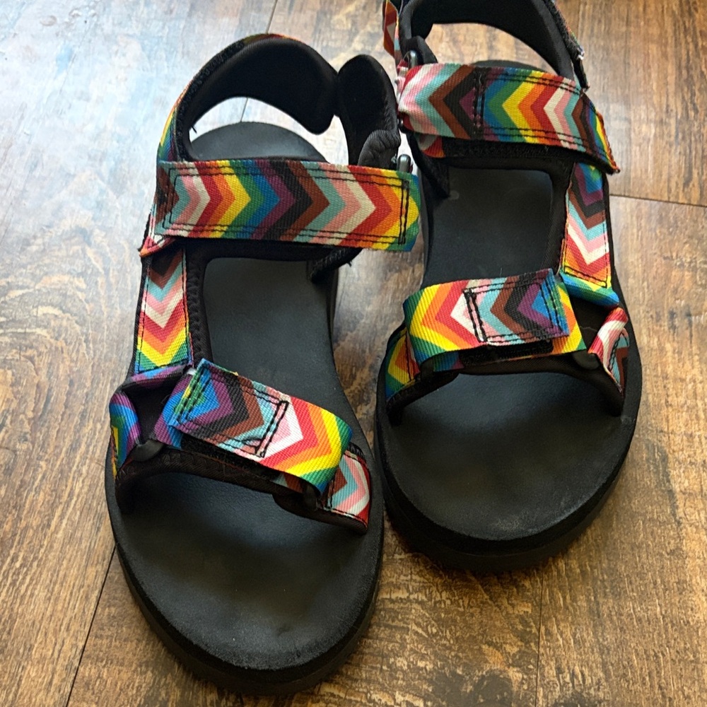 Women’s Sandals, Like New! Size 7